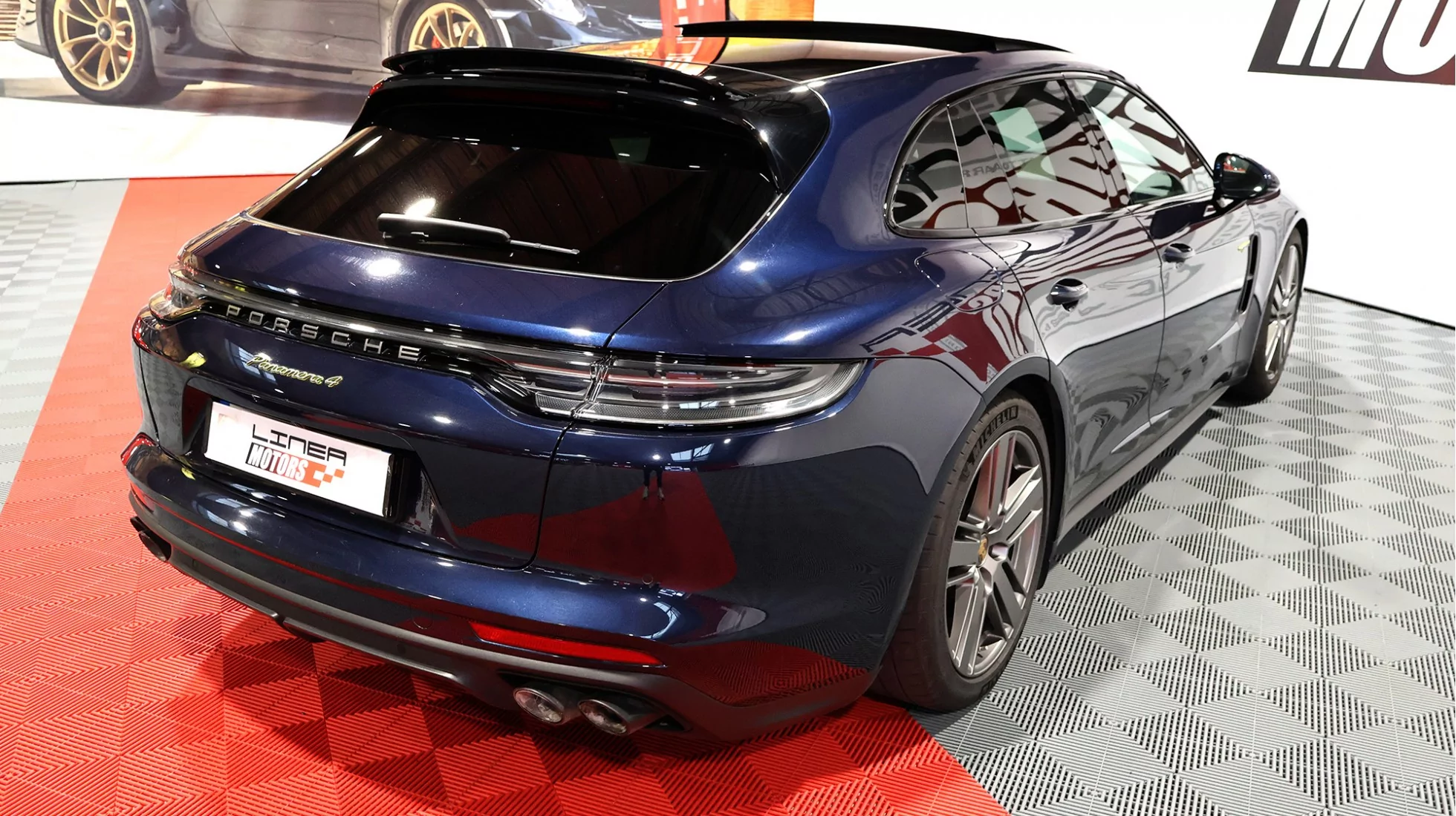 Porsche Panamera Sport Turismo 4-E Hybrid