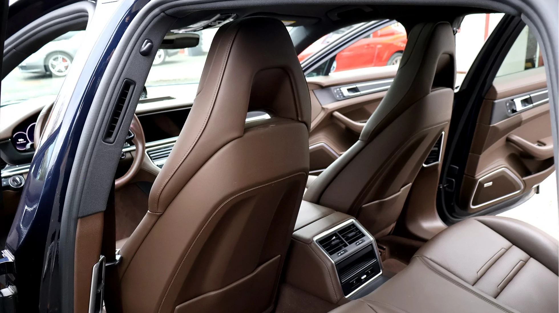 Porsche Panamera Sport Turismo 4-E Hybrid