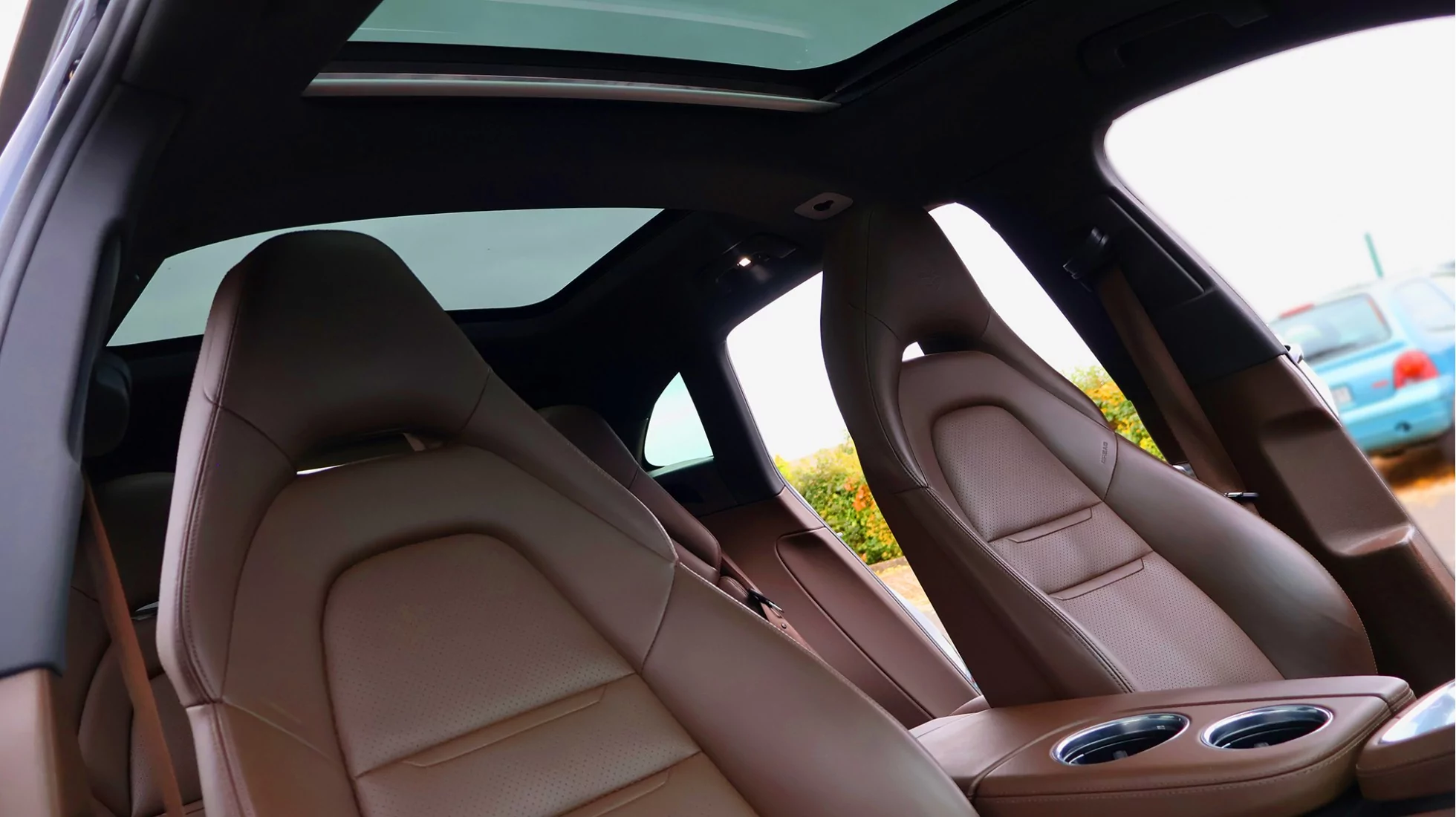 Porsche Panamera Sport Turismo 4-E Hybrid