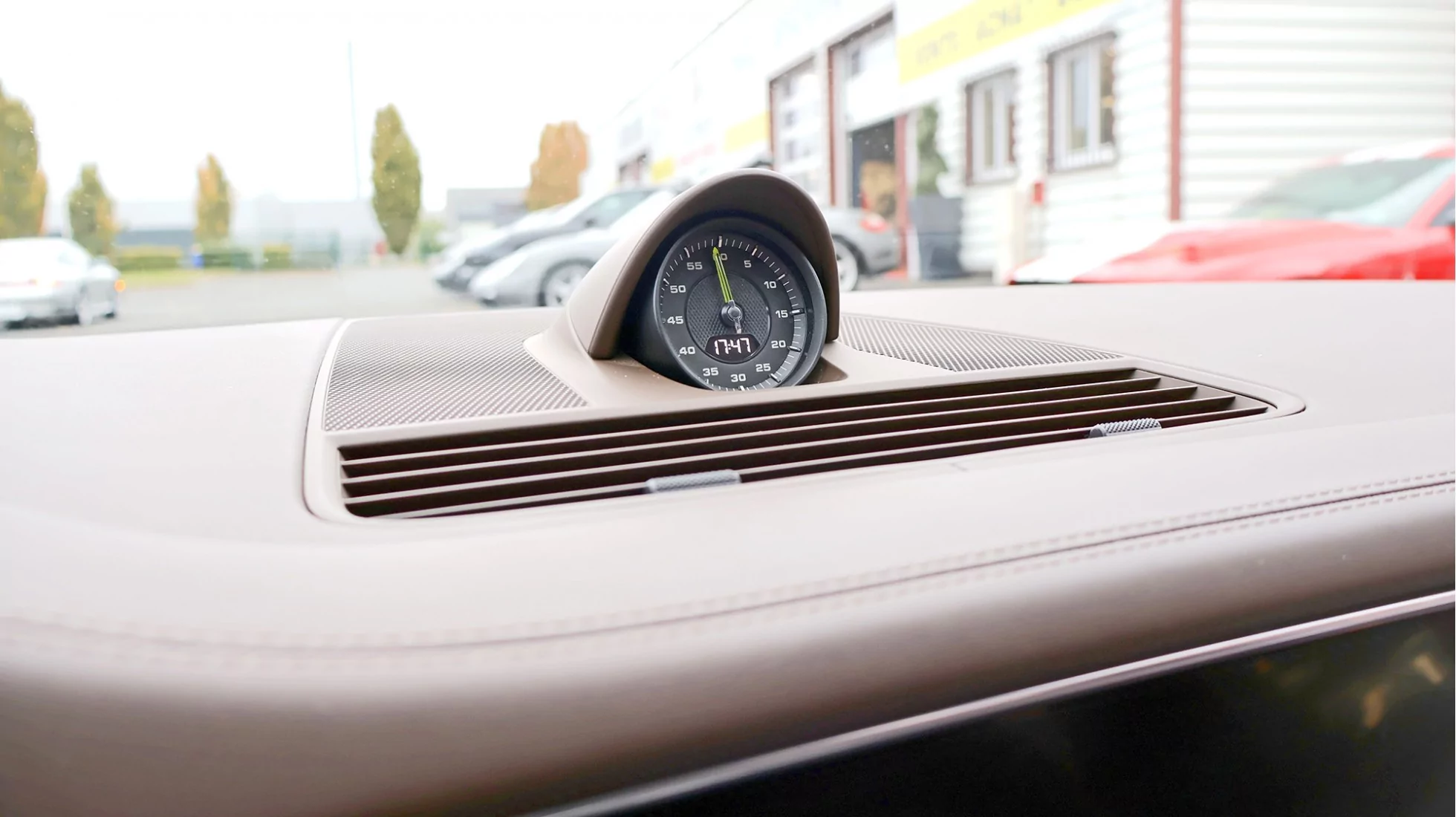 Porsche Panamera Sport Turismo 4-E Hybrid