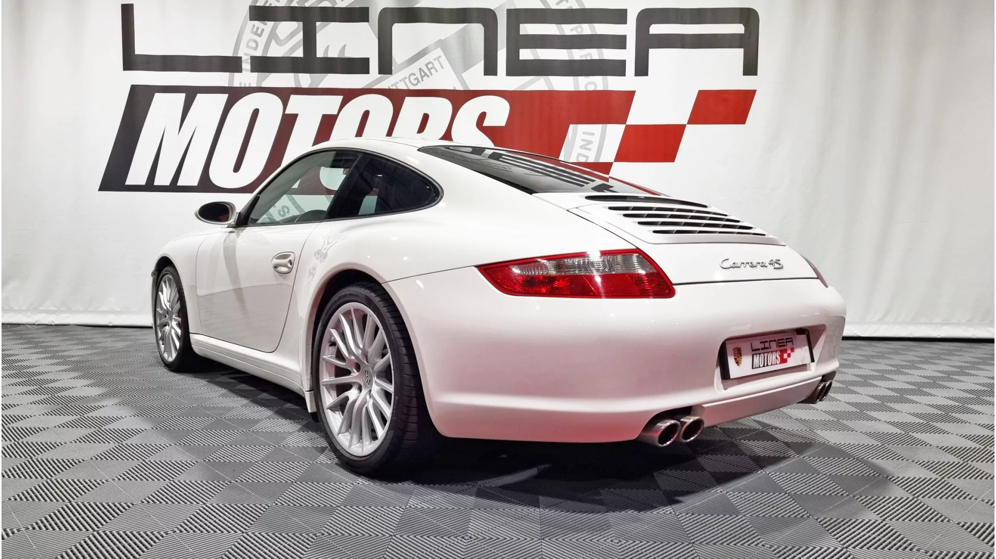 Porsche 997 Carrera 4S 355