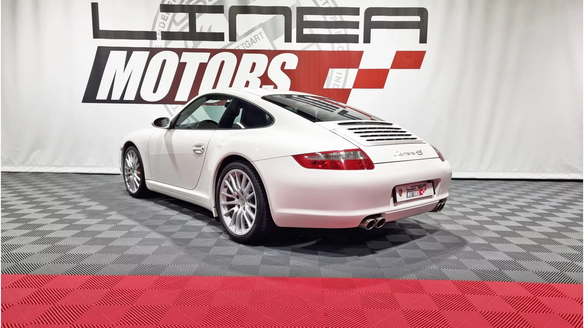 Porsche 997 Carrera 4S 355